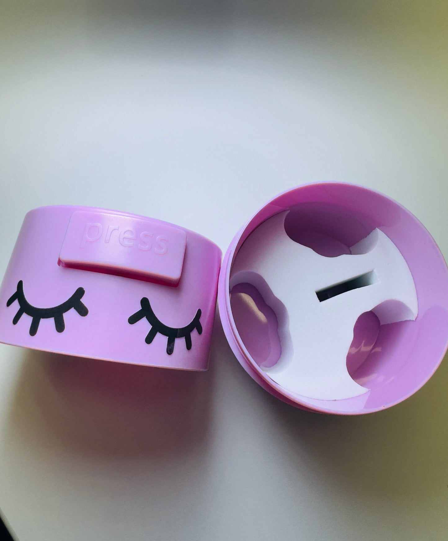 Eyelash Glue Storage
