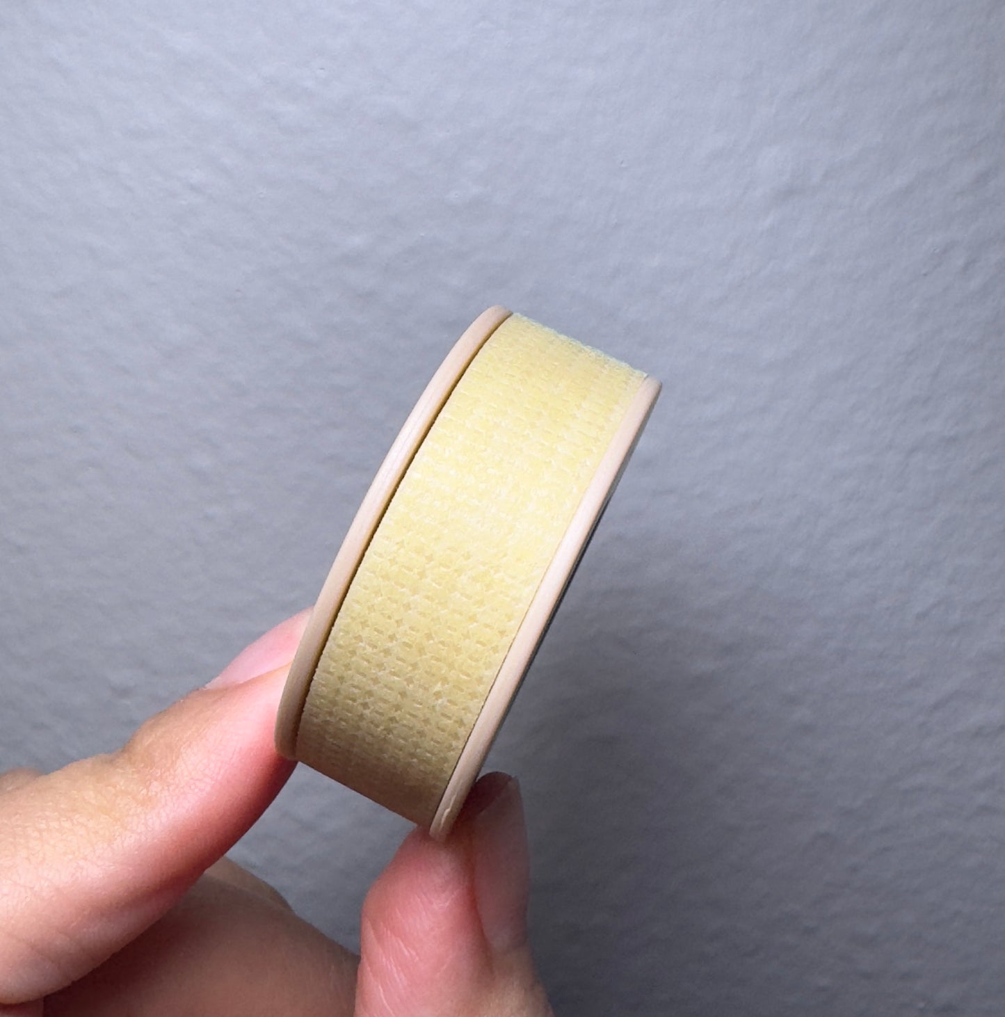 Thin lash Tape Sensitive